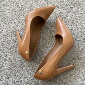Calvin Klein Pumps